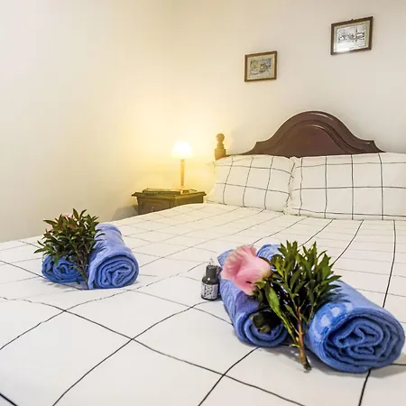 Surfers By Interhome * Peniche