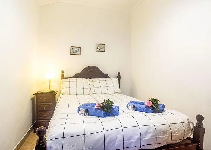 Surfers By Interhome